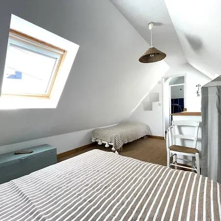 Maison De Charme Avec Terrasse A - Ref 550 Villa *
