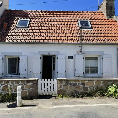Maison De Charme Avec Terrasse A - Ref 550